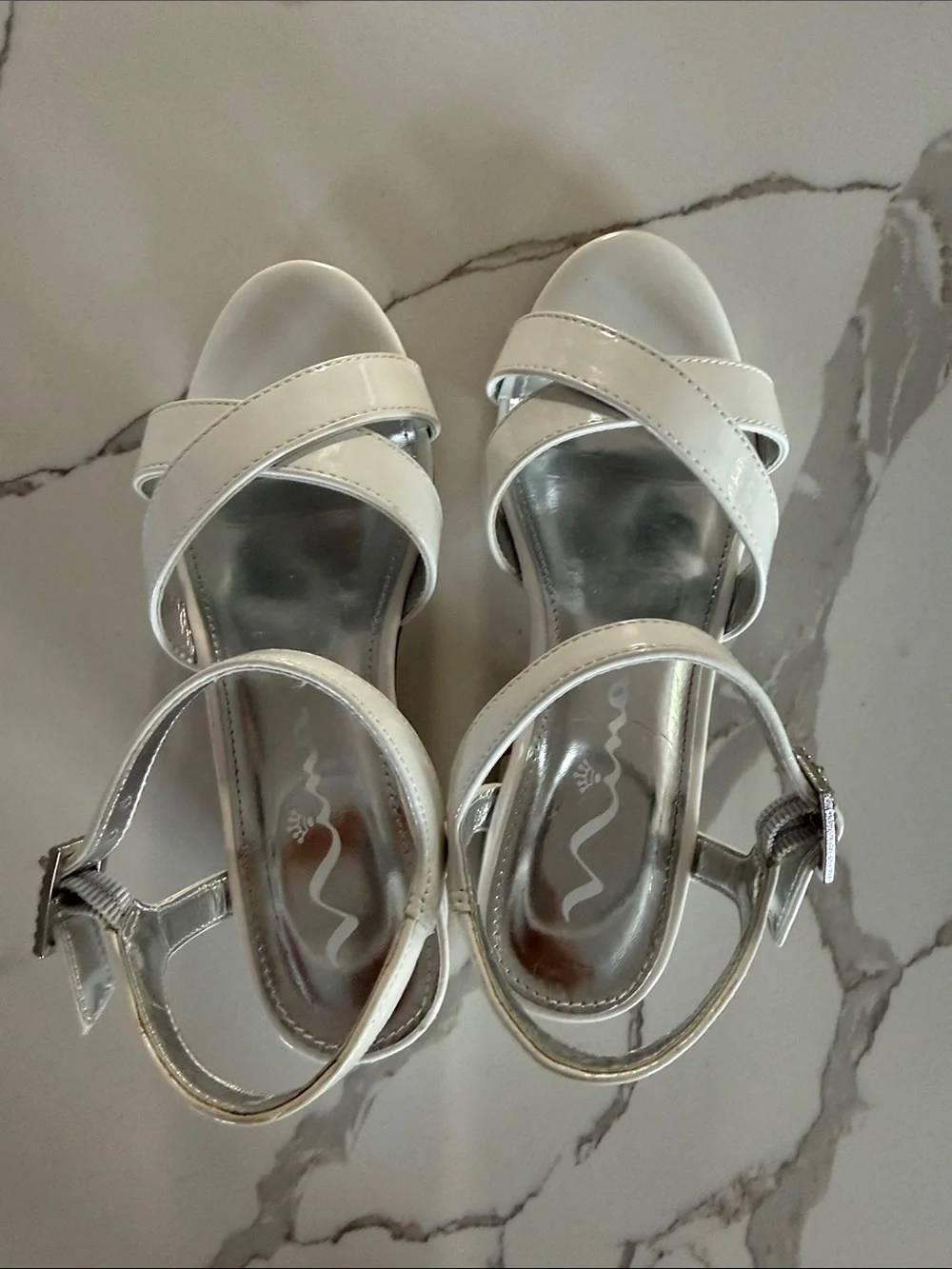 Girls Size 2 Nina White Patent Sandals with Glitter Block Heel